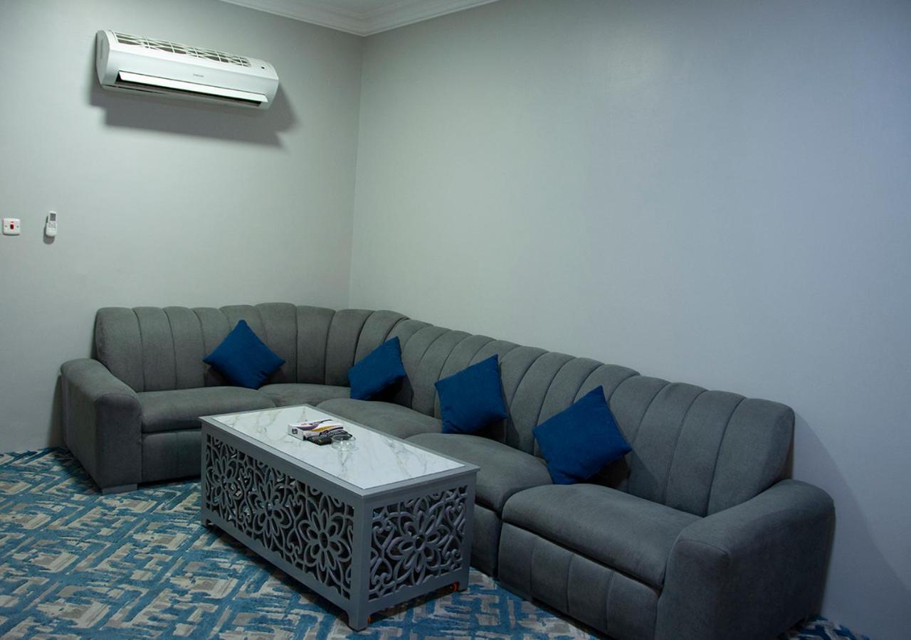اجنحة البيداء ـ فرع البخاري Médine Extérieur photo